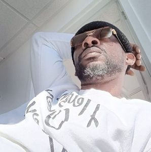 Meet your Posher, Cornelius